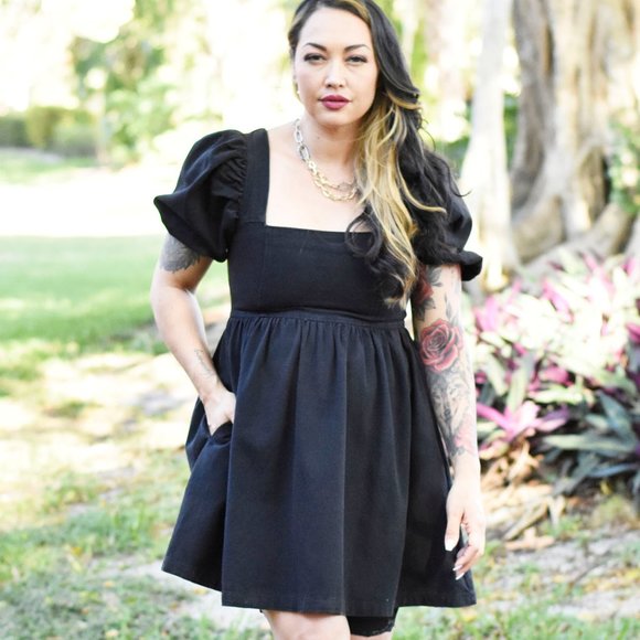 The House Of Gentry Dresses & Skirts - BLACK Denim Puff Sleeve Babydoll Dress